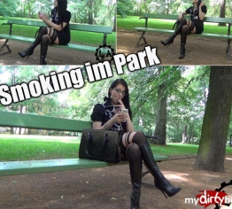 Smoking im Park III
