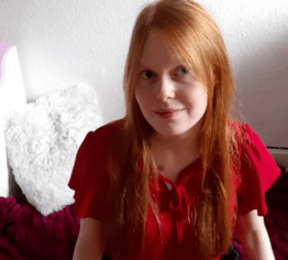 Mein erster Striptease mit Dirty Talk - rothaarige Studentin