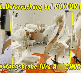 Rektal Untersuchung bei Doktor Helena! Da muss der Arsch des Patienten einiges aushalten!